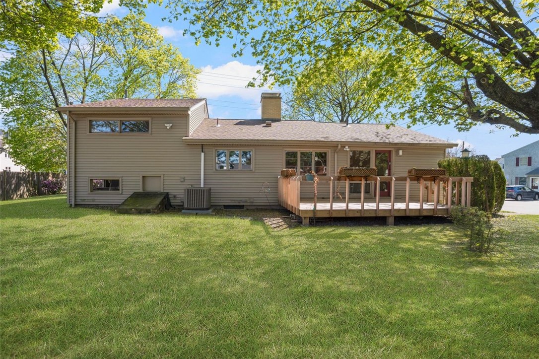 65 Randall Street Cranston, RI 02920 - Photo 5 of 50