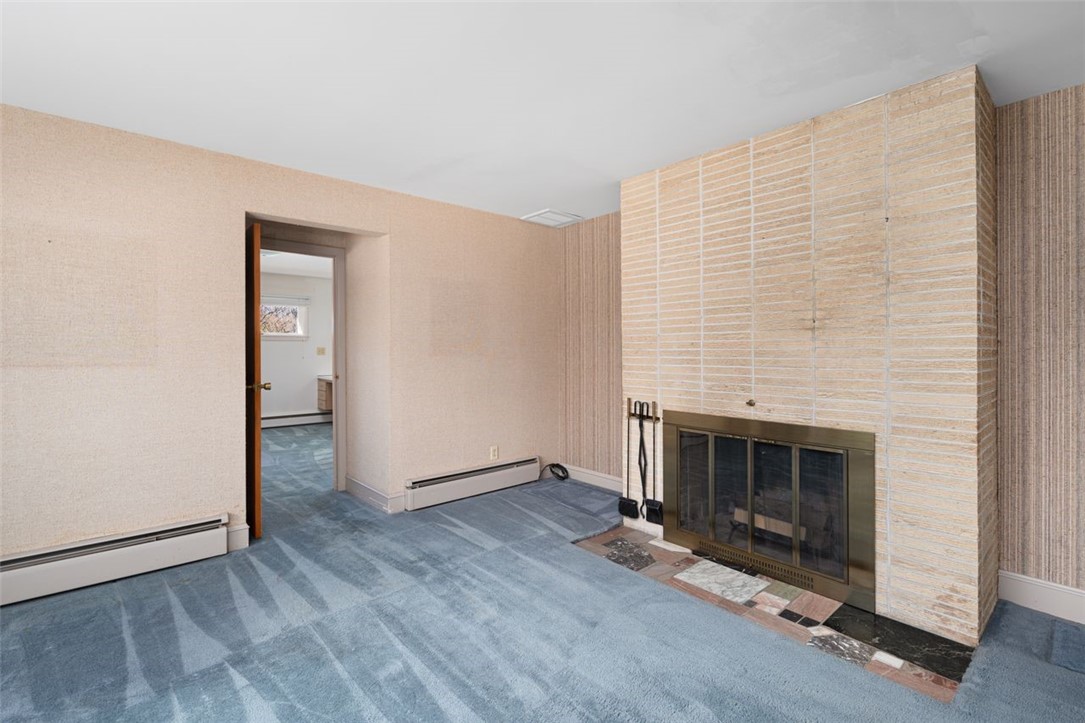 65 Randall Street Cranston, RI 02920 - Photo 7 of 50