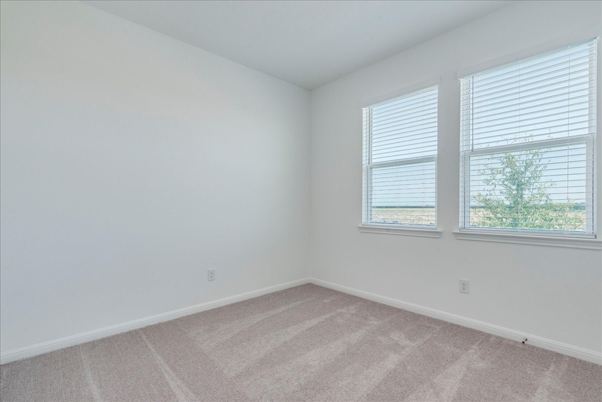 108 Makinaw Road Hutto, TX 78634 - Photo 12 of 34