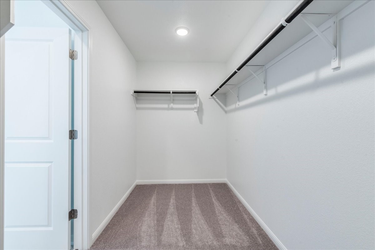 108 Makinaw Road Hutto, TX 78634 - Photo 16 of 34 Large Primary Closet