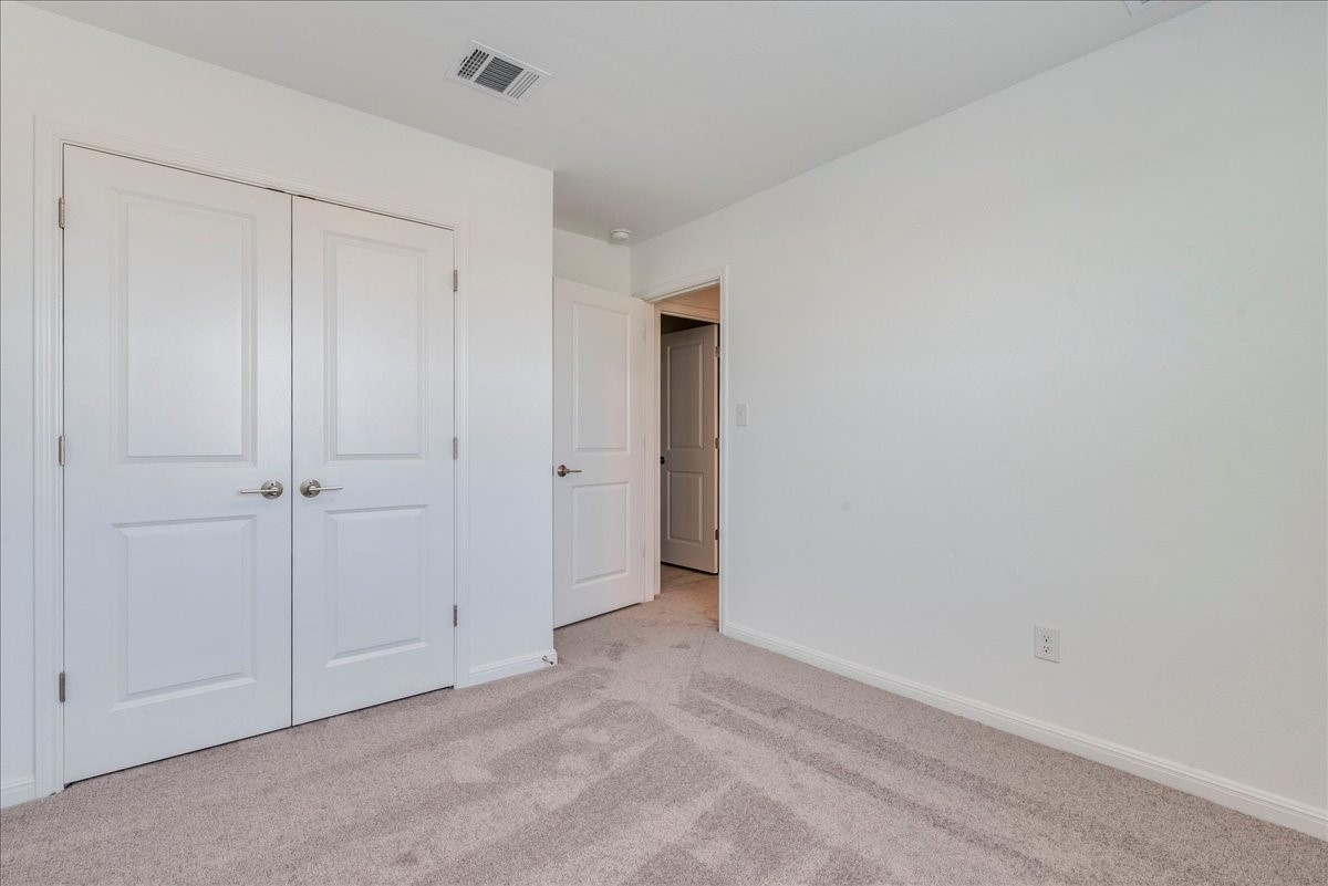 108 Makinaw Road Hutto, TX 78634 - Photo 20 of 34