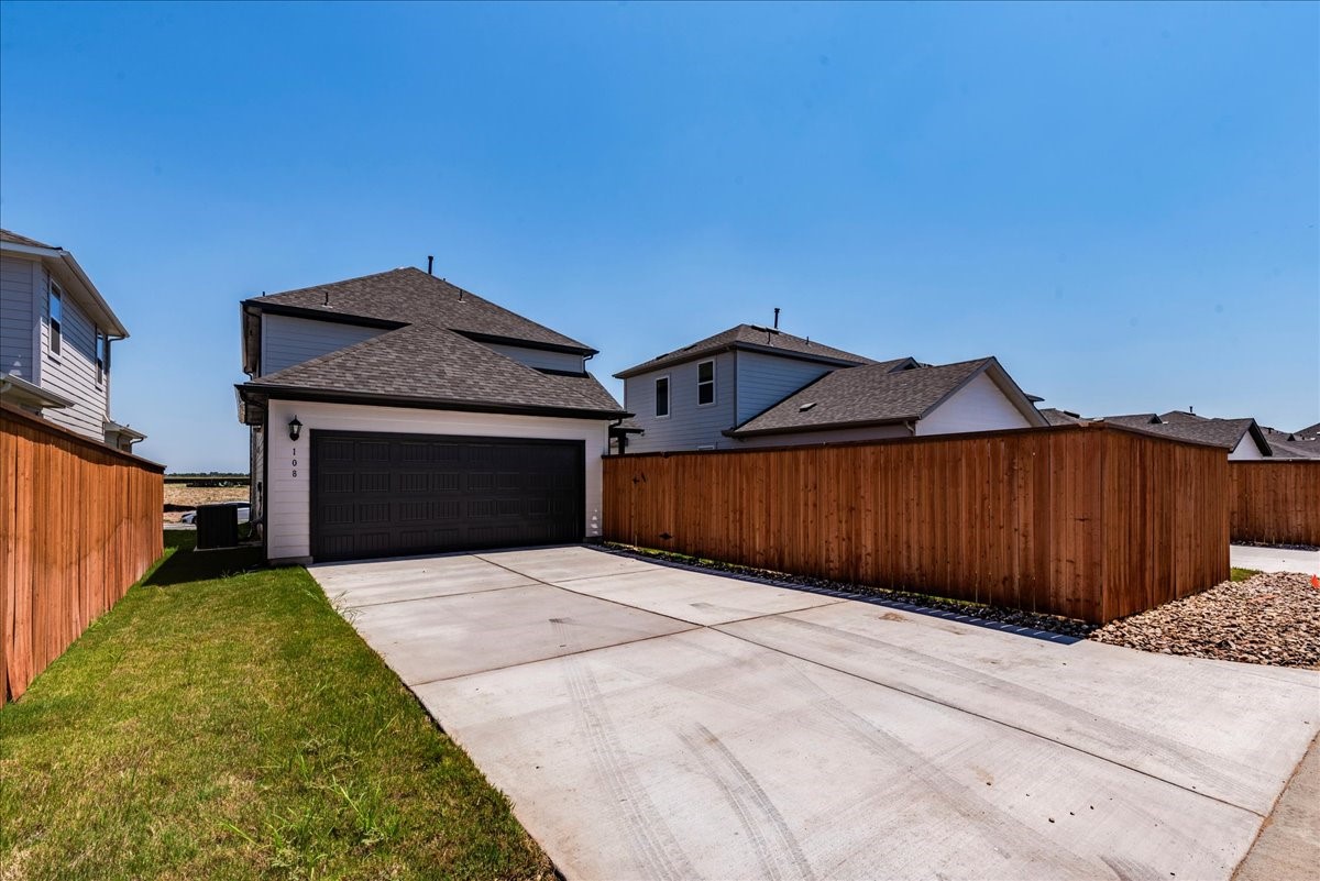 108 Makinaw Road Hutto, TX 78634 - Photo 26 of 34