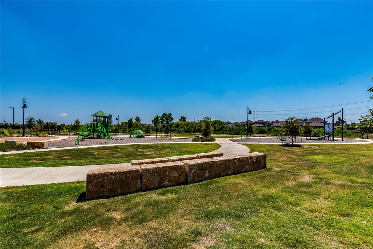 108 Makinaw Road Hutto, TX 78634 - Photo 28 of 34