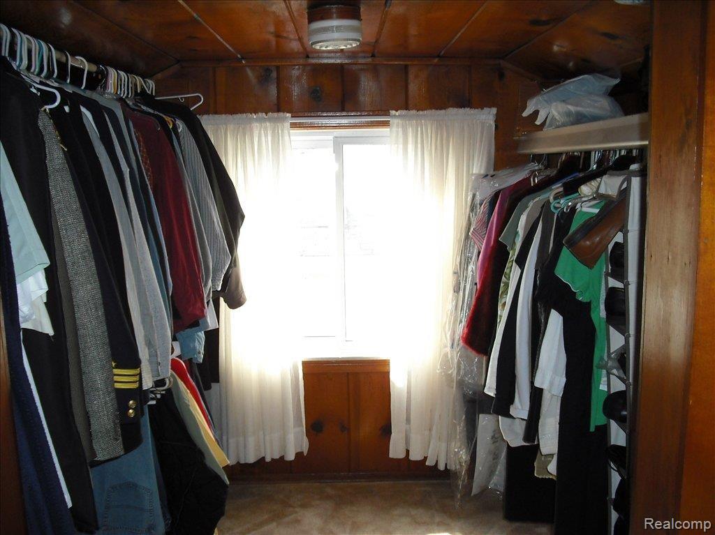 1496 Merry Road Waterford, MI 48328 - Photo 15 of 19 DSCF0058