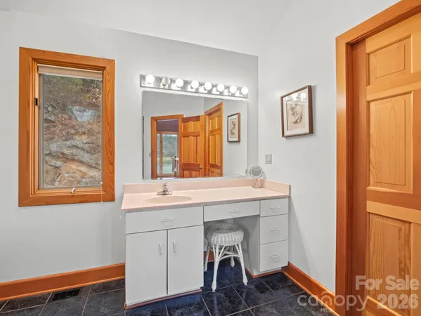$1,249,900 | 336 Burnt Ridge Road, Lake Lure, NC 28746