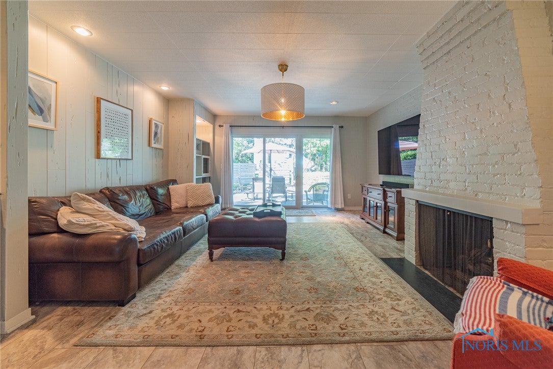 3858 Brookside Road Toledo, OH 43606 - Photo 9 of 47 Gallery Image 9