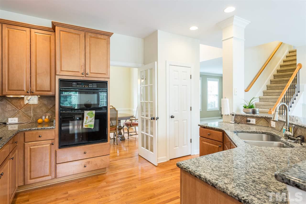 5204 Bartons Enclave Lane Raleigh, NC 27613 - Photo 14 of 26