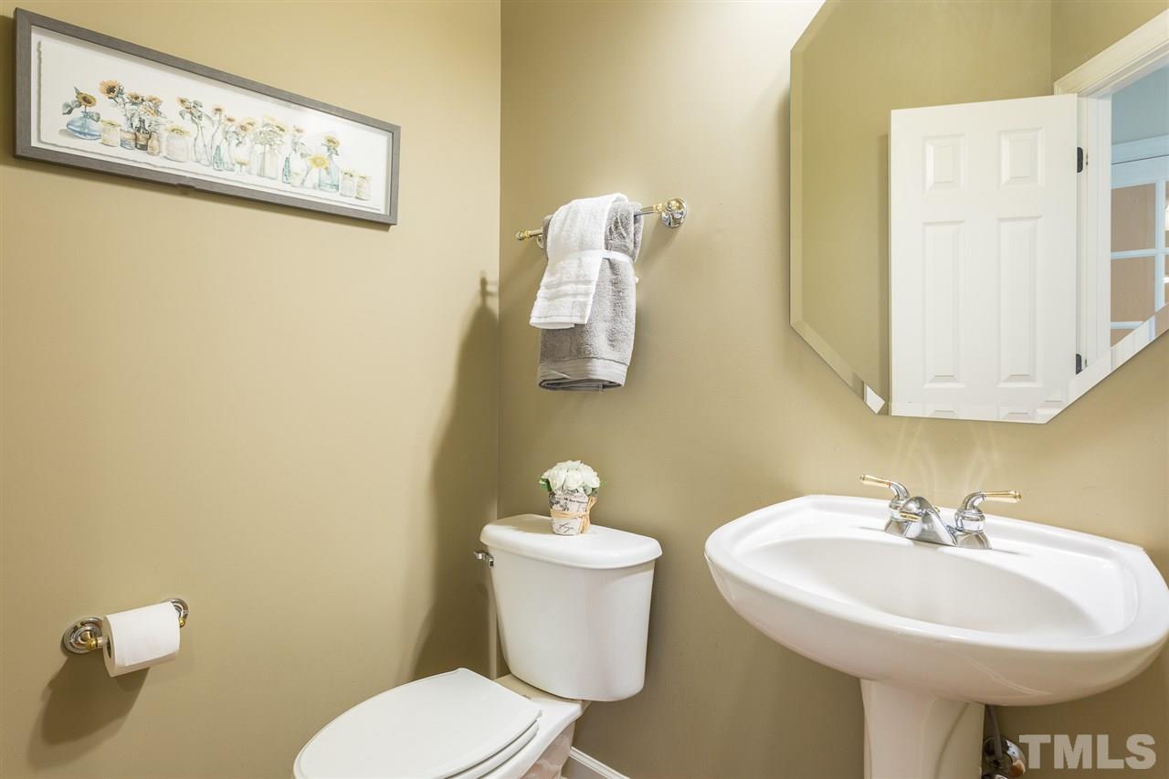 5204 Bartons Enclave Lane Raleigh, NC 27613 - Photo 17 of 26