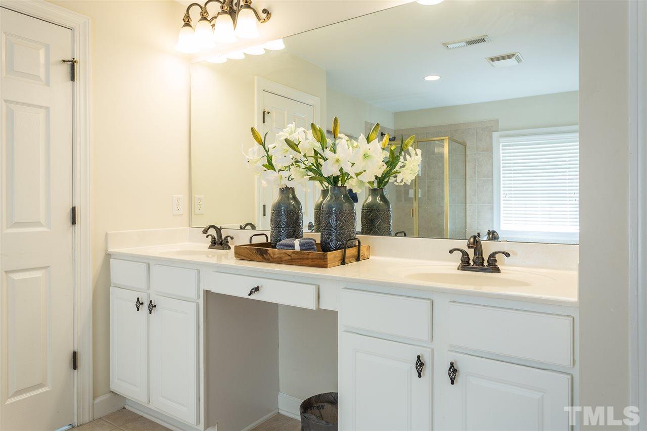 5204 Bartons Enclave Lane Raleigh, NC 27613 - Photo 25 of 26
