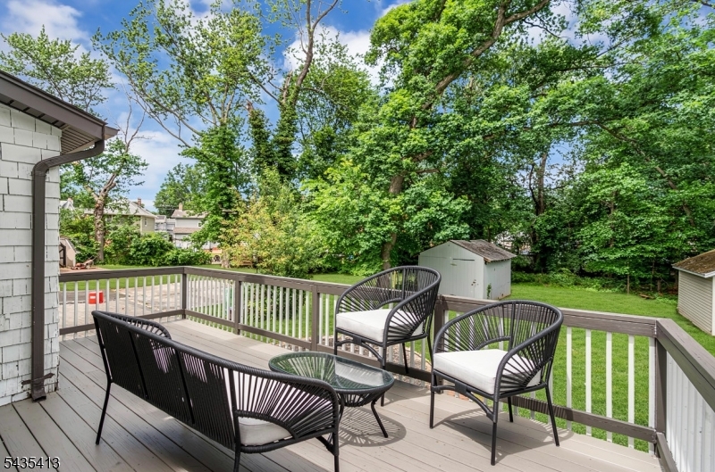 529 Wheatsheaf Road Roselle, NJ 07203 - Photo 24 of 46