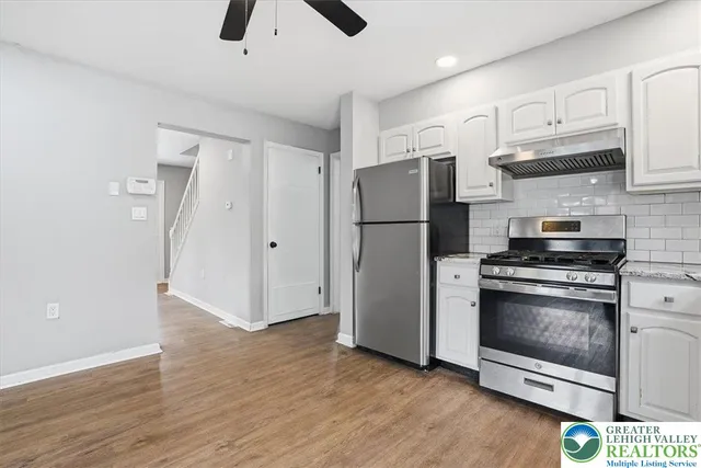 $399,900 | 5528 Elmwood Drive, Tannersville, PA 18372