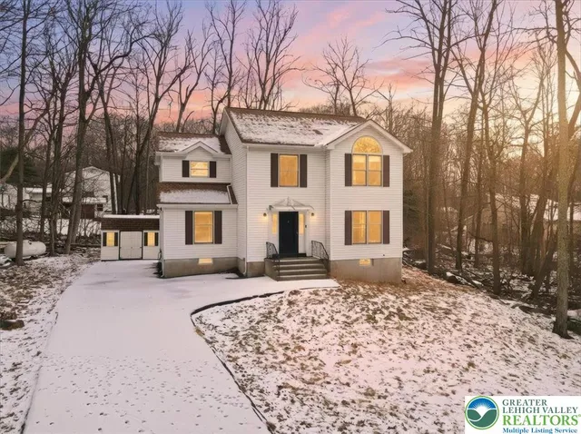 $399,900 | 5528 Elmwood Drive, Tannersville, PA 18372