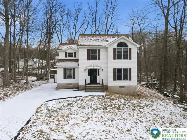 $399,900 | 5528 Elmwood Drive, Tannersville, PA 18372