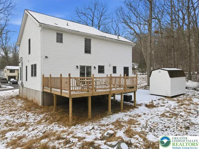 $399,900 | 5528 Elmwood Drive, Tannersville, PA 18372