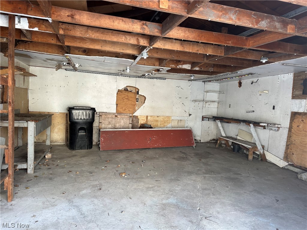 7716 Jones Road Cleveland, OH 44105 - Photo 24 of 26 Gallery Image 24