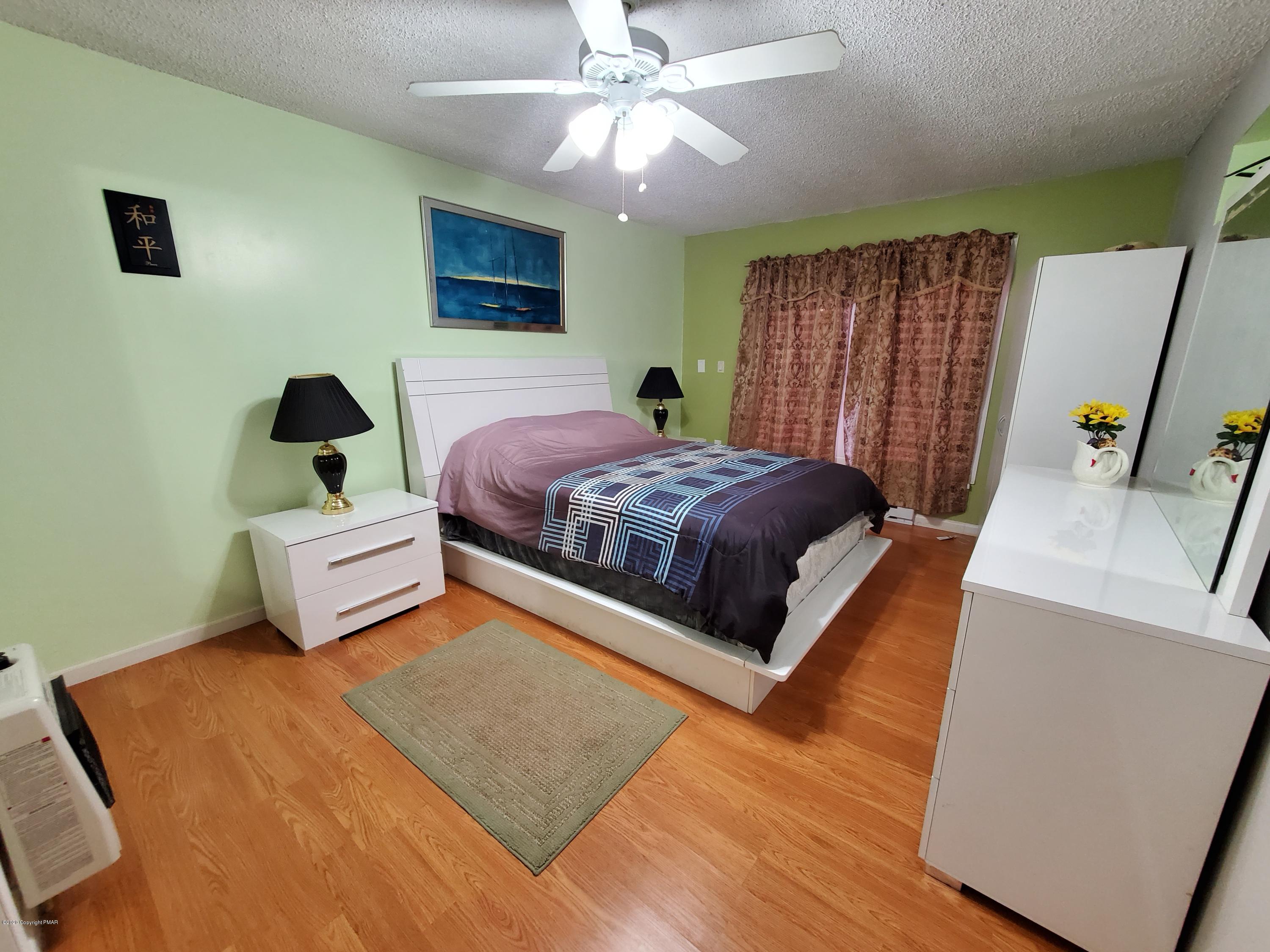 Master Bedroom on 1st Floor w unfin bath