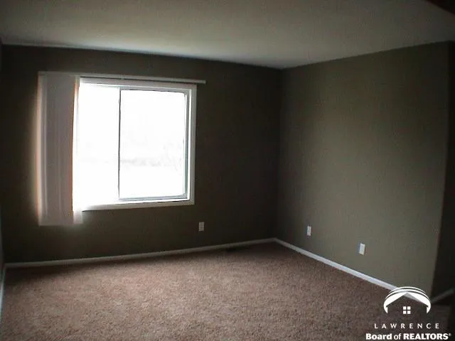 $195,000 | 2139 Quail Creek Drive, Lawrence, KS 66047