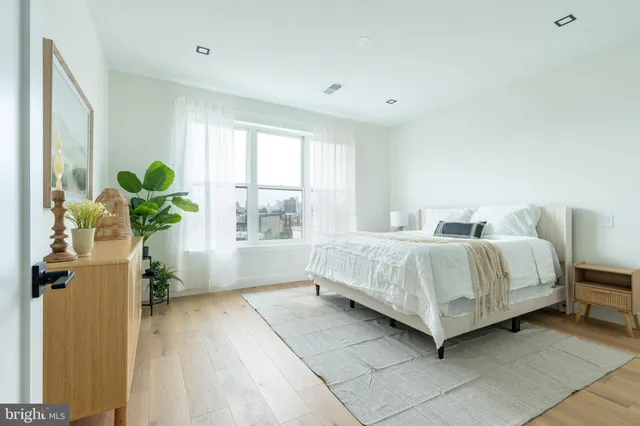 a view of building with outdoor space