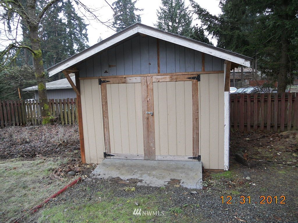 14205 Southeast 141st Street Renton, WA 98059 - Photo 15 of 15