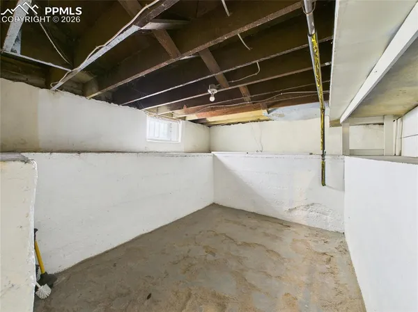 a view of empty room