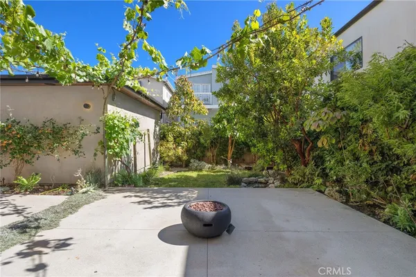 $12,500 | 1120 7th Street, Hermosa Beach, CA 90254