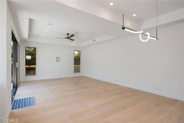 $12,500 | 1120 7th Street, Hermosa Beach, CA 90254