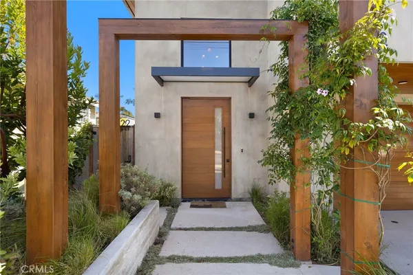 $12,500 | 1120 7th Street, Hermosa Beach, CA 90254