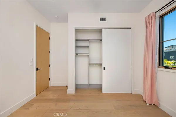 $12,500 | 1120 7th Street, Hermosa Beach, CA 90254