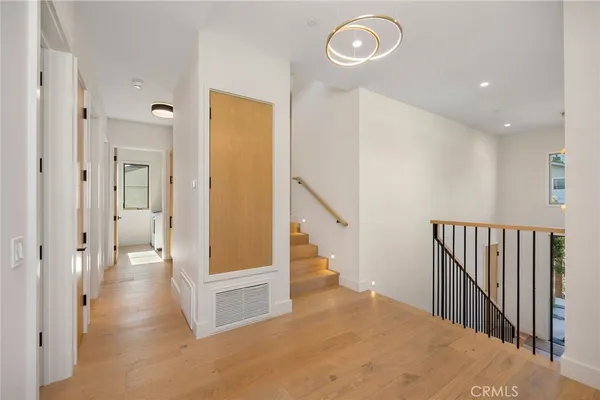 $12,500 | 1120 7th Street, Hermosa Beach, CA 90254