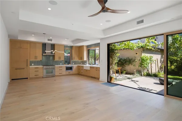 $12,500 | 1120 7th Street, Hermosa Beach, CA 90254