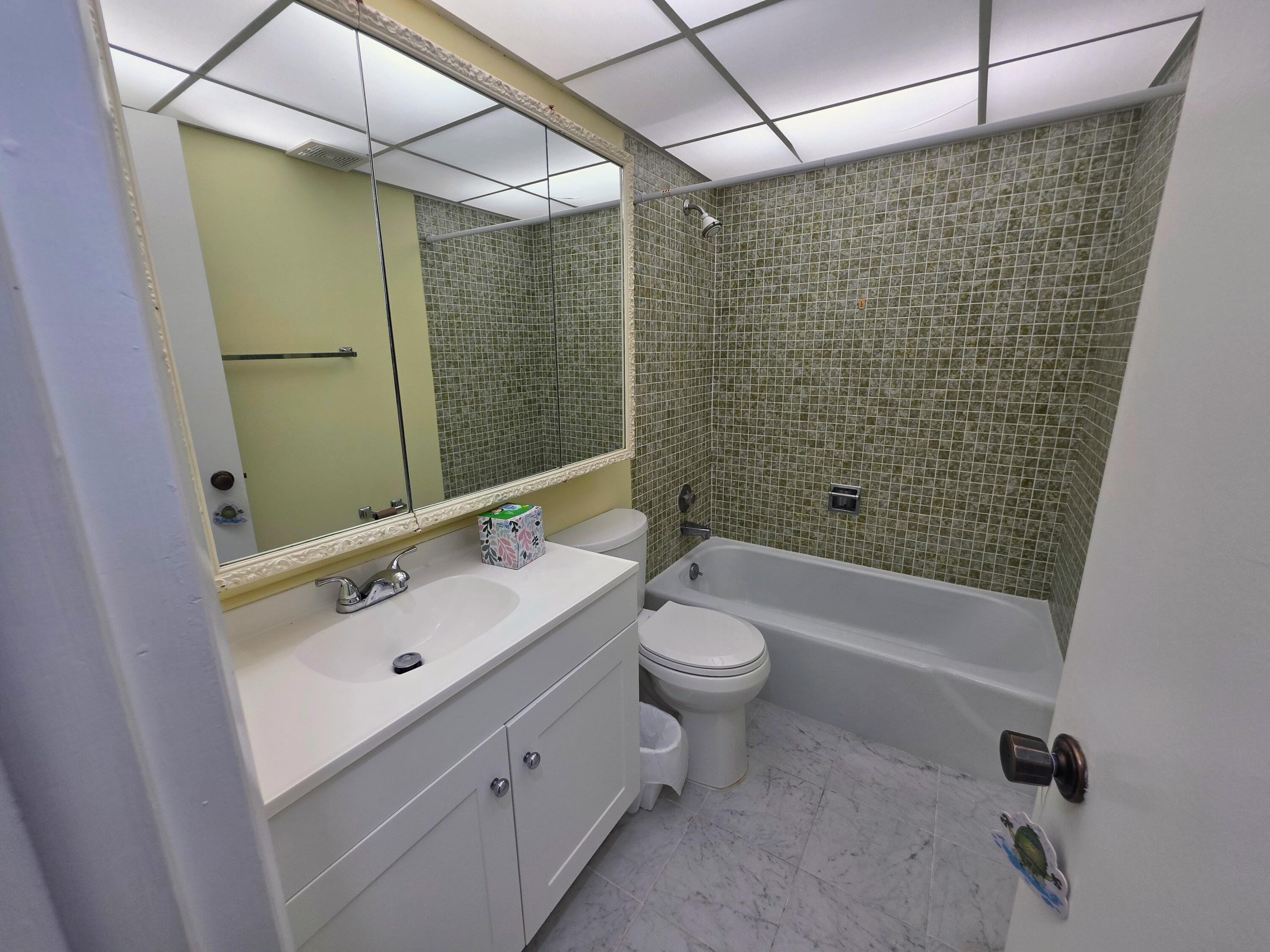 5403 Southeast Miles Grant Road, Unit H108 Stuart, FL 34997 - Photo 28 of 53 20260423_174757