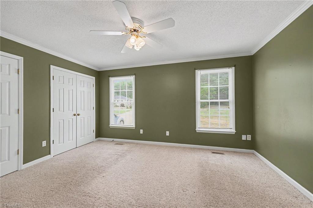 116 Moore Street Graham, NC 27253 - Photo 10 of 28