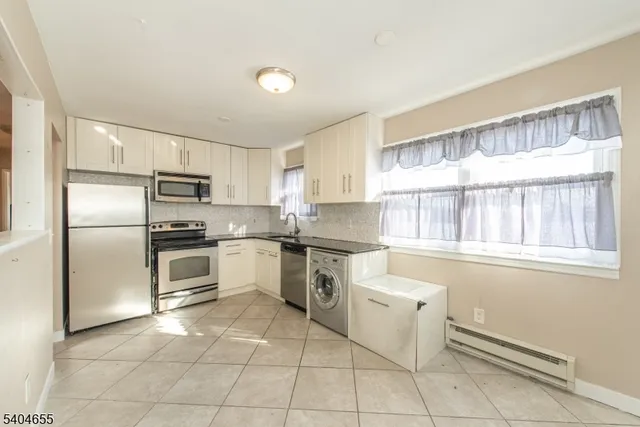 $2,300 | 322 Richard Mine Road, Unit 7, Wharton, NJ 07885