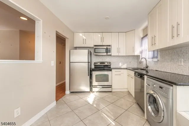 $2,300 | 322 Richard Mine Road, Unit 7, Wharton, NJ 07885