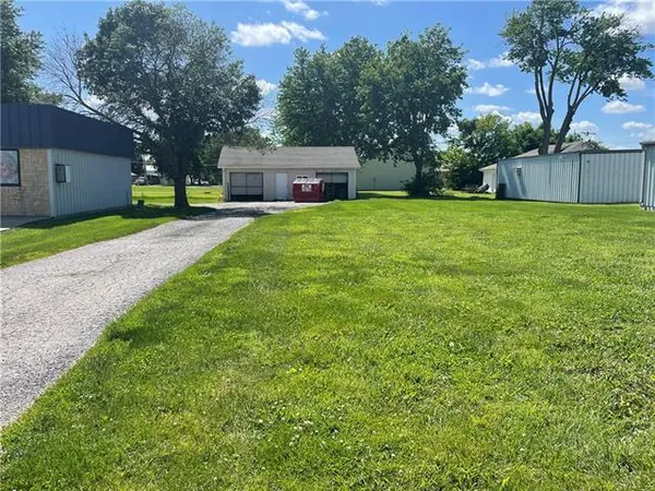 $89,000 | 209 North 2nd Street, Odessa, MO 64076