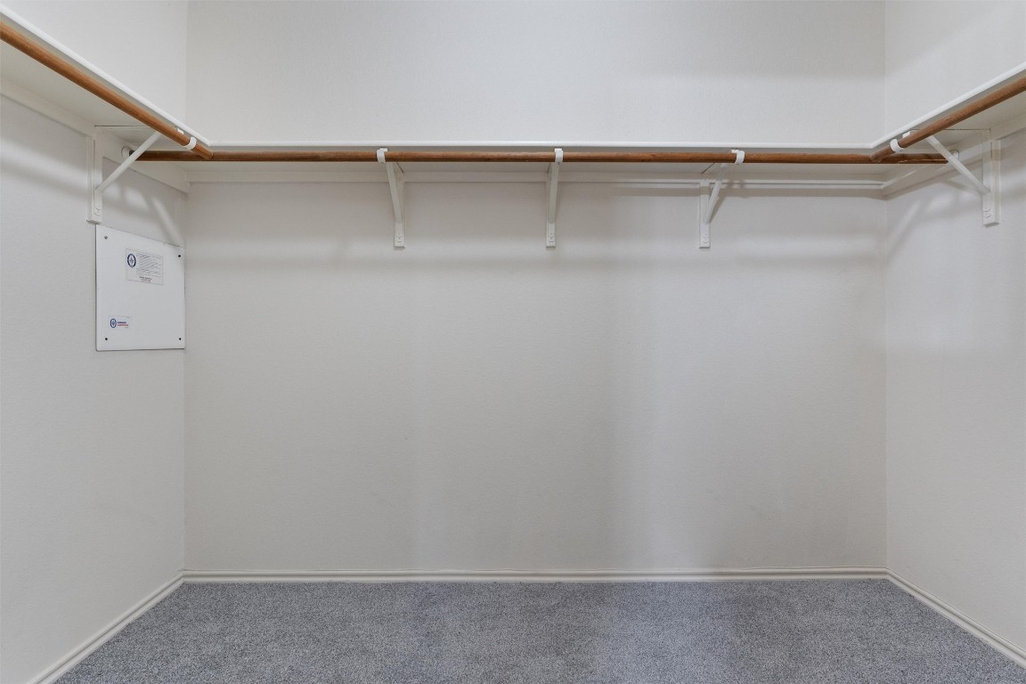 7432 Cayenne Lane Austin, TX 78741 - Photo 15 of 30 a view of walk in closet