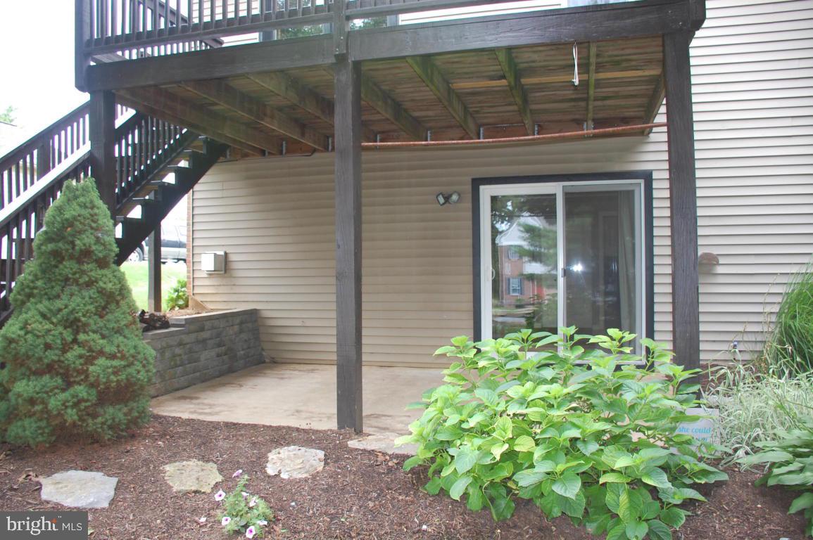 2018 Pennwick Road Lancaster, PA 17601 - Photo 12 of 16 a front view of a house