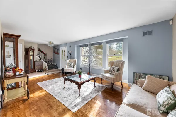 $759,900 | 4 Old Bridge Plaza, Old Bridge, NJ 08857
