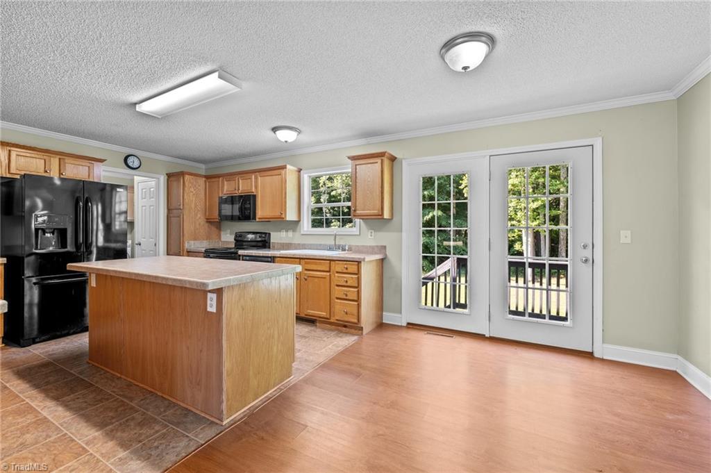 240 Rustic Road Reidsville, NC 27320 - Photo 13 of 37 Gallery Image 13