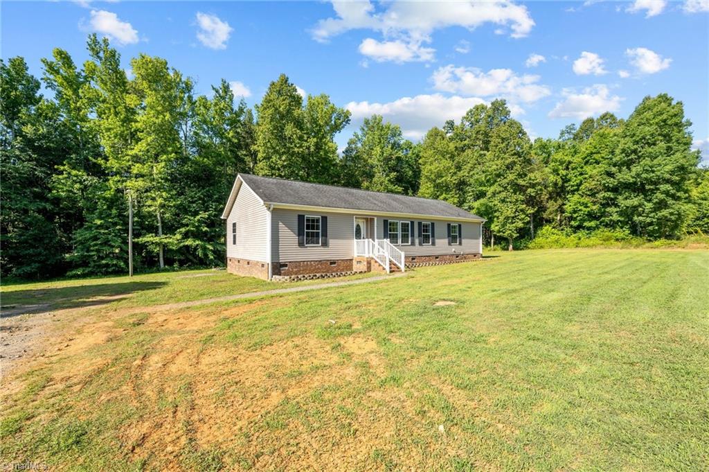 240 Rustic Road Reidsville, NC 27320 - Photo 29 of 37 Gallery Image 29