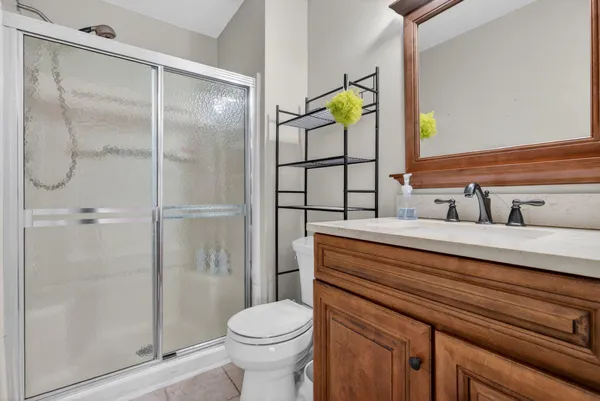 $2,100 | 5109 B Aberdeen Drive, Mount Laurel, NJ 08054