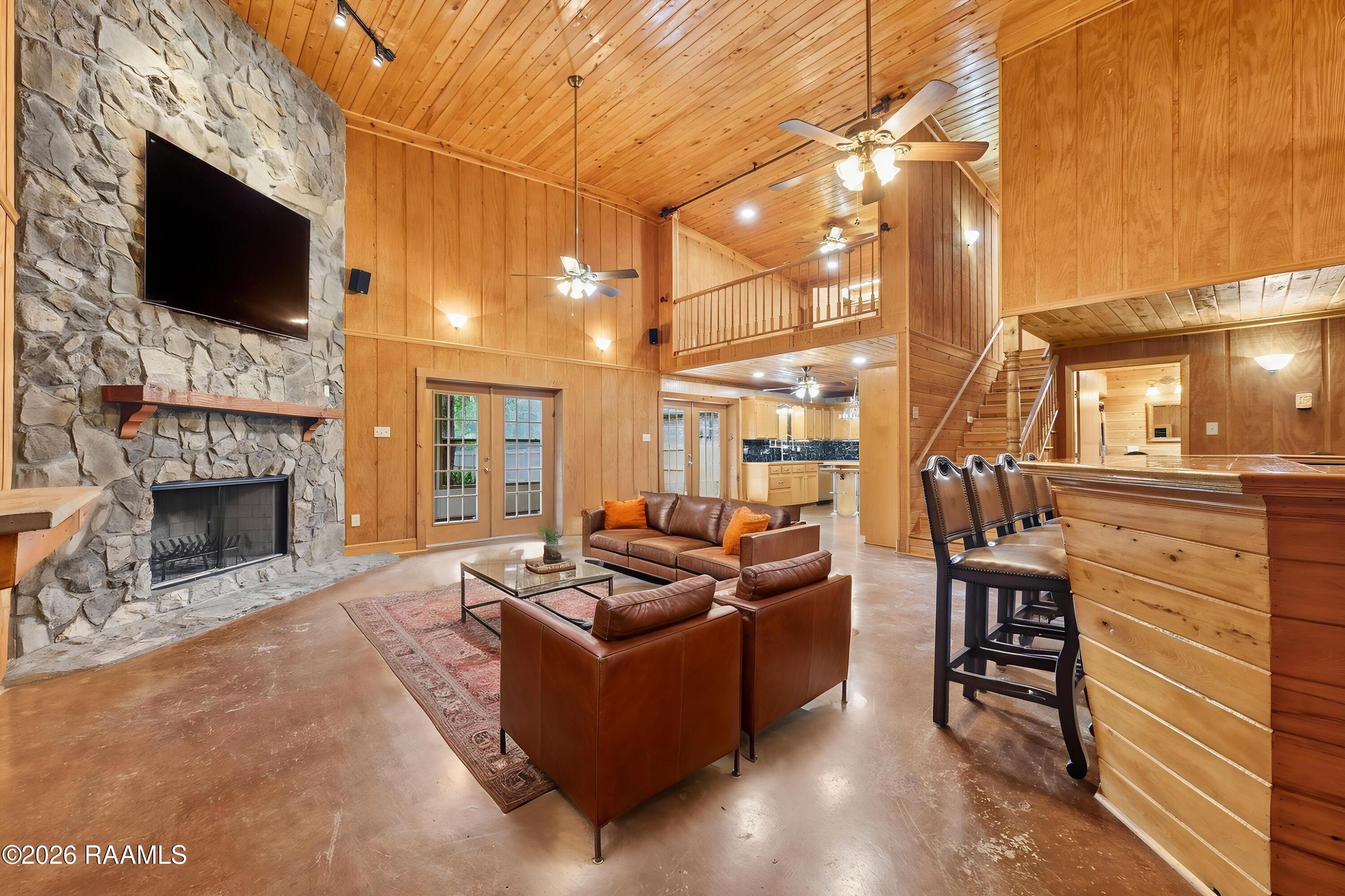 4517 Woodlawn Road Maurice, LA 70555 - Photo 11 of 42 4517Woodlawn-50 - Living Room - Industri