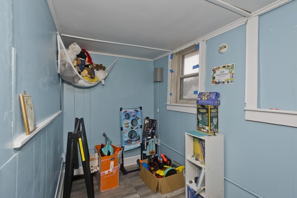 20 Prospect Street Adams, MA 01220 - Photo 17 of 27