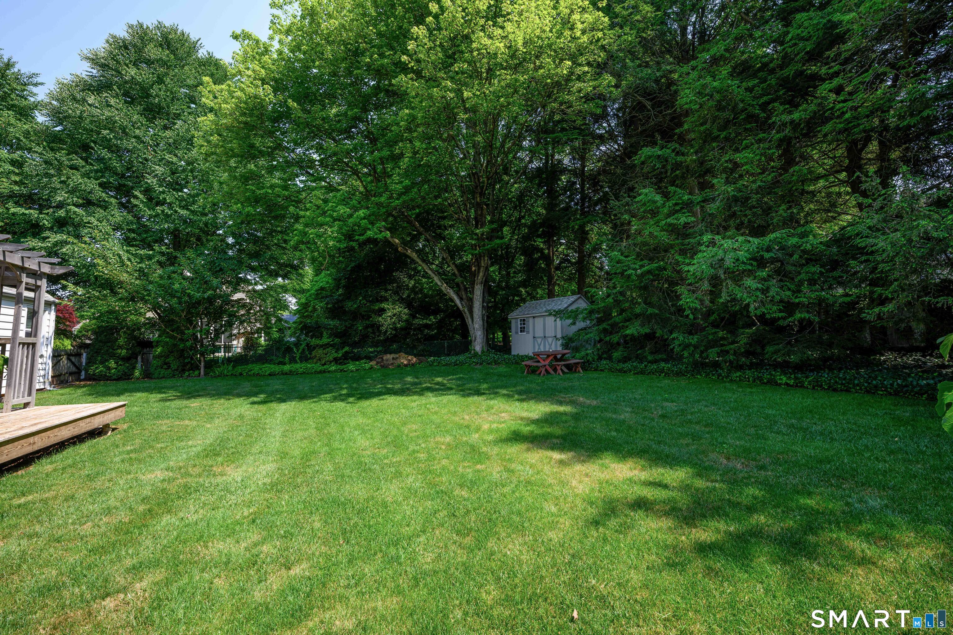 25 Wright Lane Hamden, CT 06517 - Photo 5 of 38