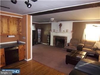 200 Ridge Avenue Kennett Square, PA 19348 - Photo 5 of 12 Family Room