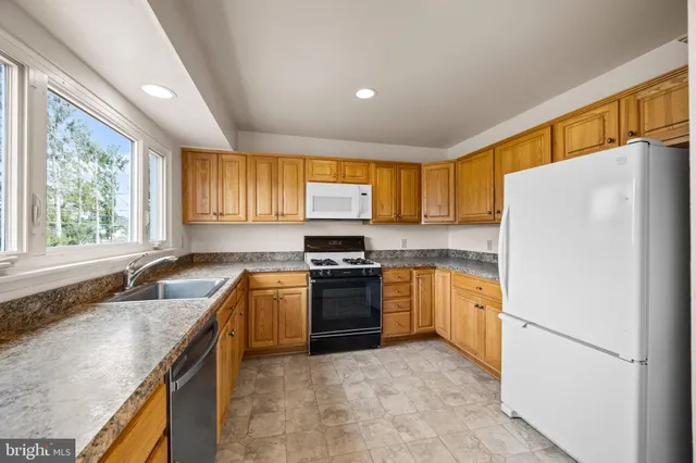 $369,900 | 1017 Kingsbury Road, Reisterstown, MD 21136