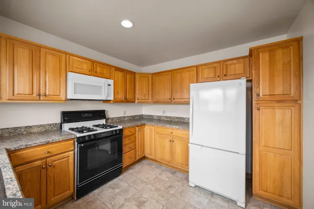 $369,900 | 1017 Kingsbury Road, Reisterstown, MD 21136