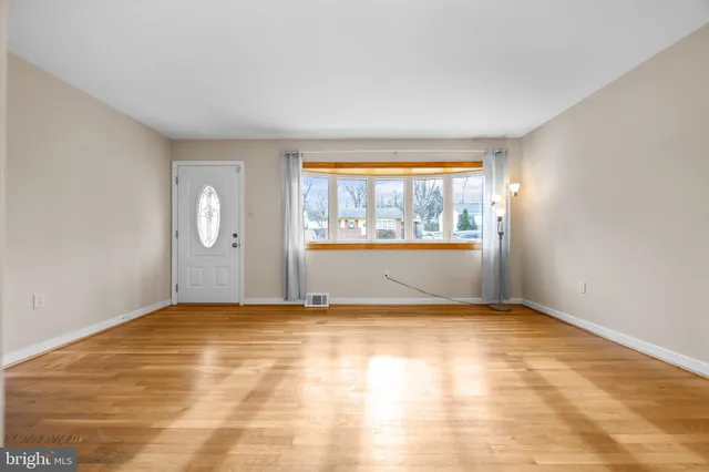 $369,900 | 1017 Kingsbury Road, Reisterstown, MD 21136