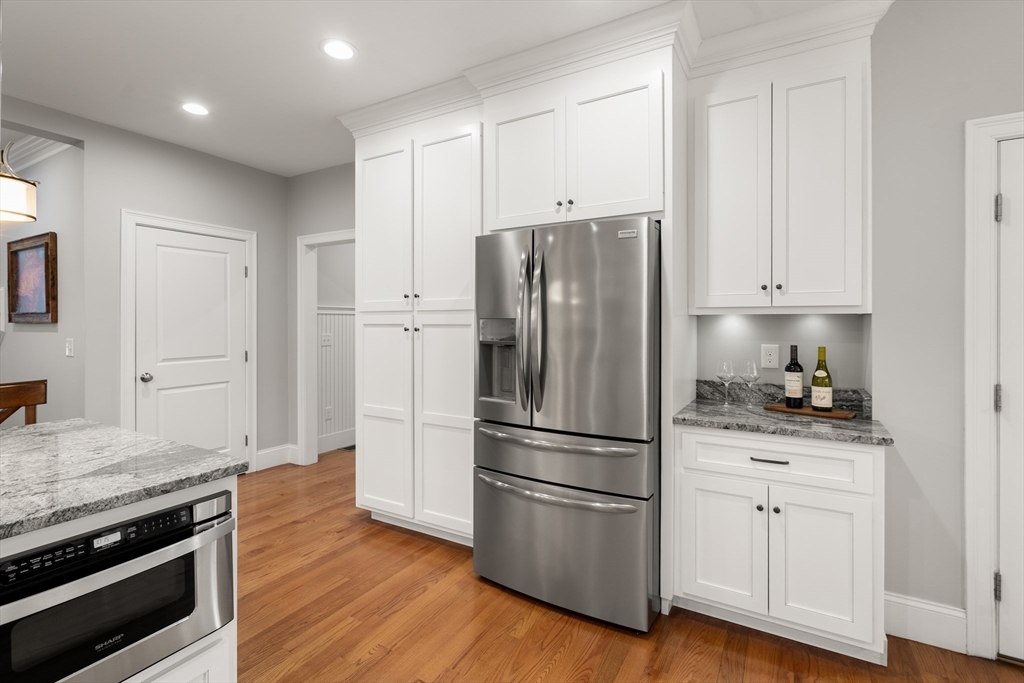 115 High Street Medfield, MA 02052 - Photo 11 of 36