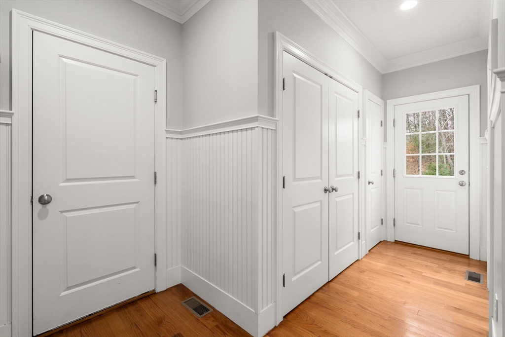 115 High Street Medfield, MA 02052 - Photo 14 of 36